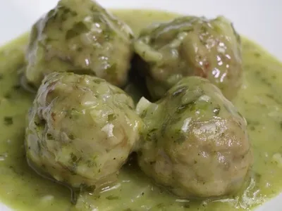 How to Make Albondigas en Salsa Verde (Mexican Meatballs)
