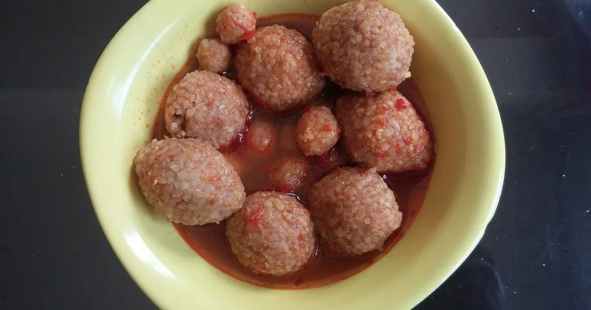 How to Make Anali Kizli Soup (Turkish Meatball Soup)