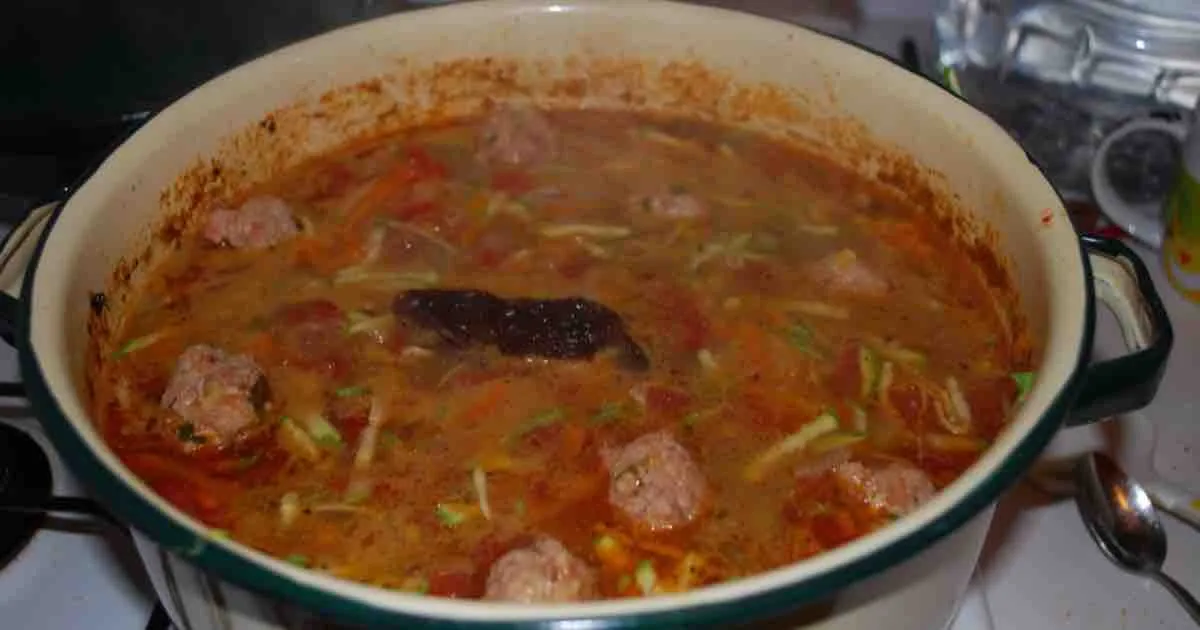 How to Make Costa Rican Meatball Soup (Sopa de Albóndigas)