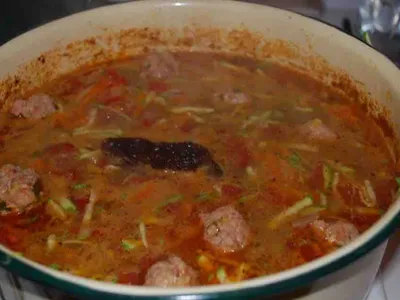 How to Make Costa Rican Meatball Soup (Sopa de Albóndigas)