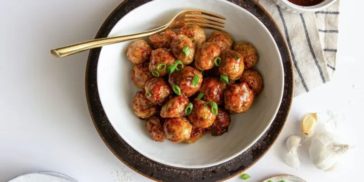 How to Make Egg Roll Meatballs (Baked, 30 Minutes)