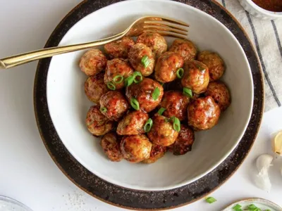 How to Make Egg Roll Meatballs (Baked, 30 Minutes)
