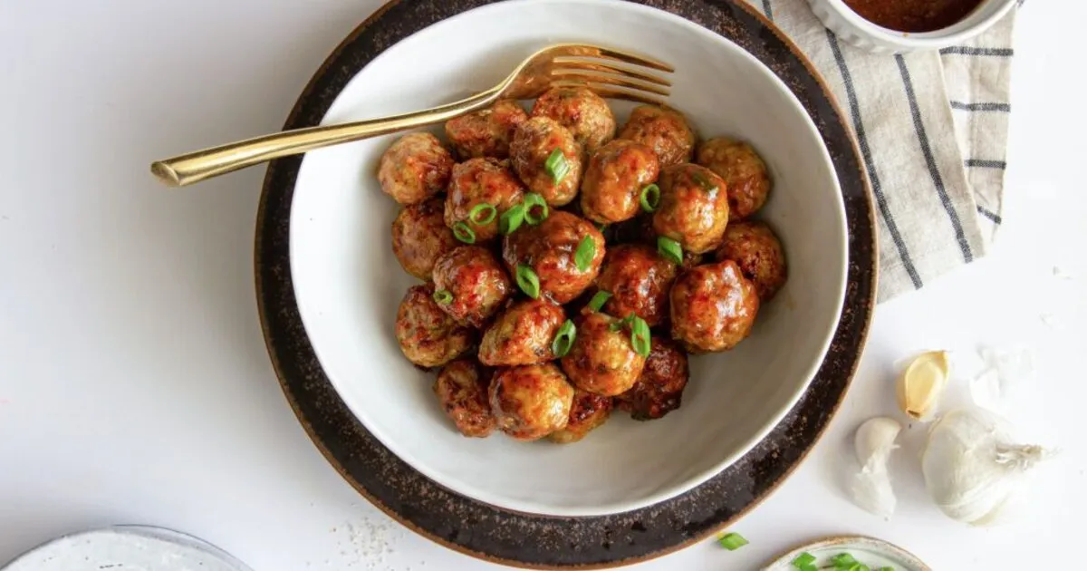 How to Make Egg Roll Meatballs (Baked, 30 Minutes)