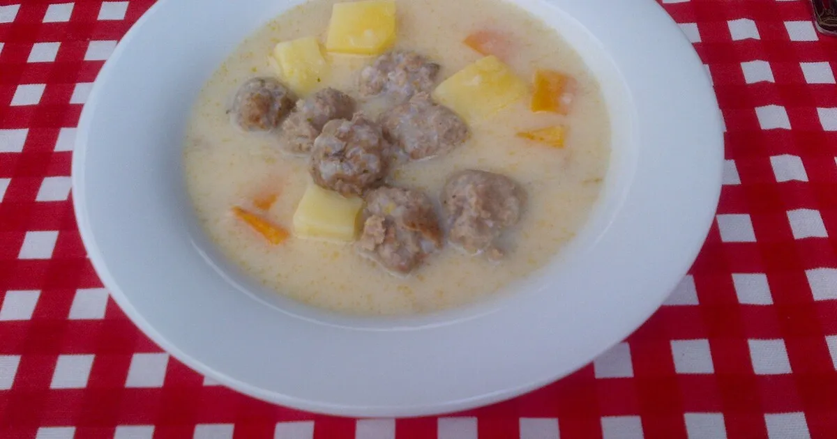 How to Make Ekşili Köfte (Turkish Sour Meatball Soup)