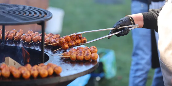 Smoked Meatballs (Pellet Grill Recipe, Juicy & Easy)