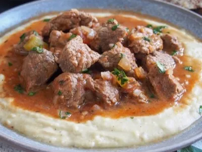 How to Make Hunkar Begendi (Turkish Meatballs over Smoky Eggplant)