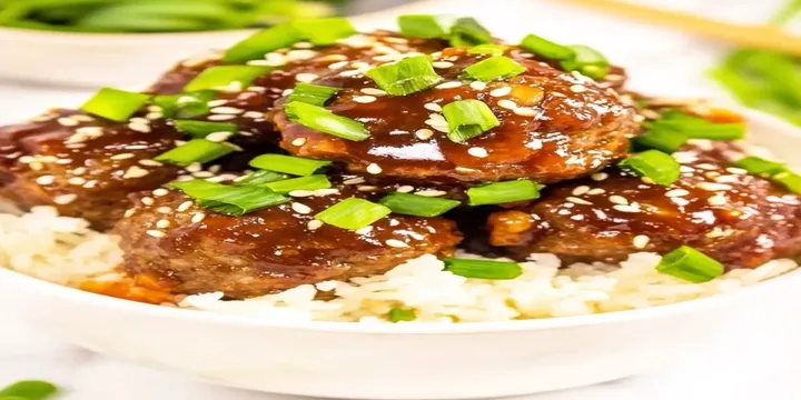 How to Make Korean Bulgogi Meatballs (Sticky Sweet-Savory Glaze)