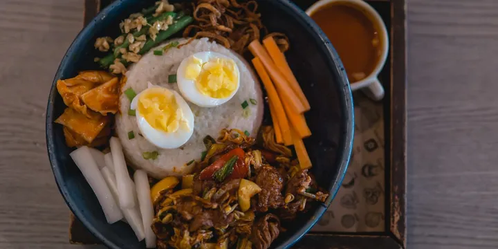 How to Make Korean Meatball Bibimbap (Spicy Rice Bowl, 35 Minutes)