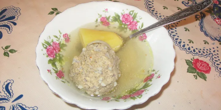 How to Make Kufta Bozbash (Azerbaijani Meatball Soup)
