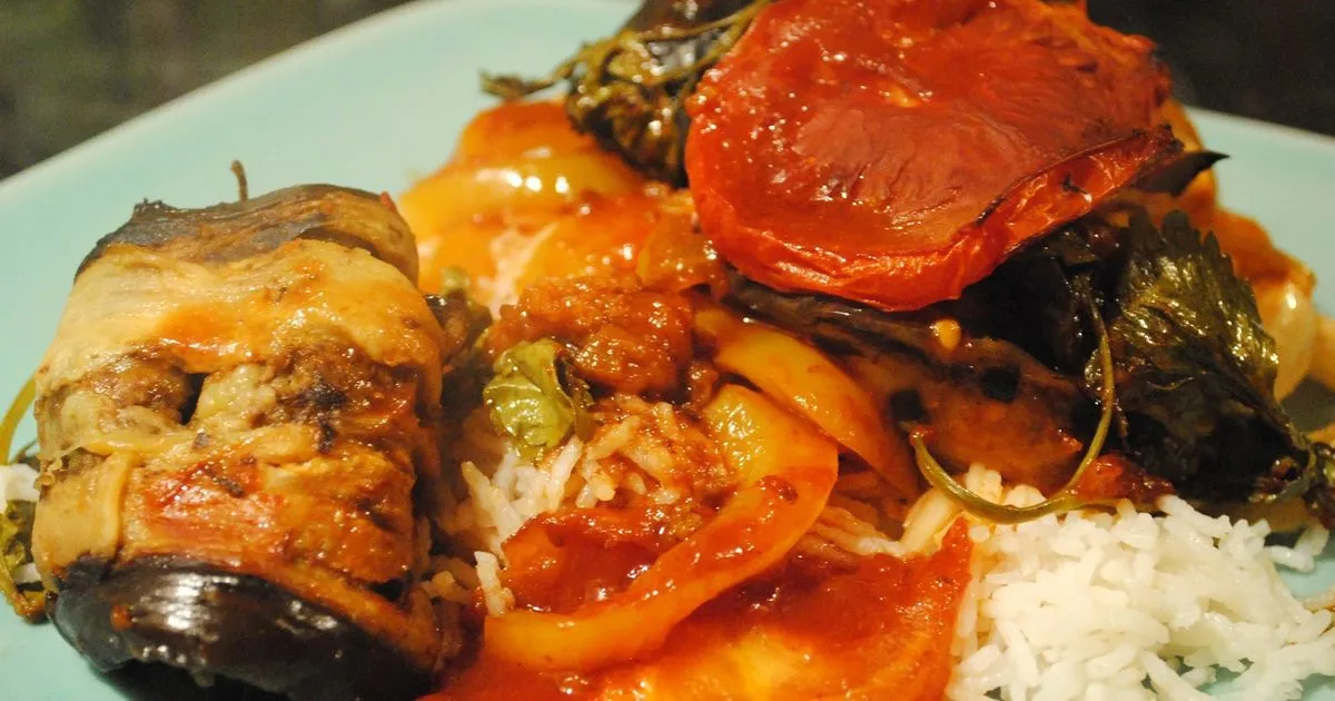 How to Make Libyan Kufta bil Batinjal (Eggplant Kofta Rolls)