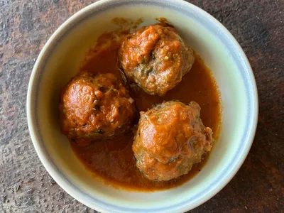 Low Carb Meatballs Without Breadcrumbs (Keto, Juicy, 3g Net Carbs)