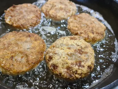How to Make Macedonian Meatballs (Kjuftinja)