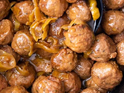How to Make Mississippi Meatballs (5-Ingredient Slow Cooker)