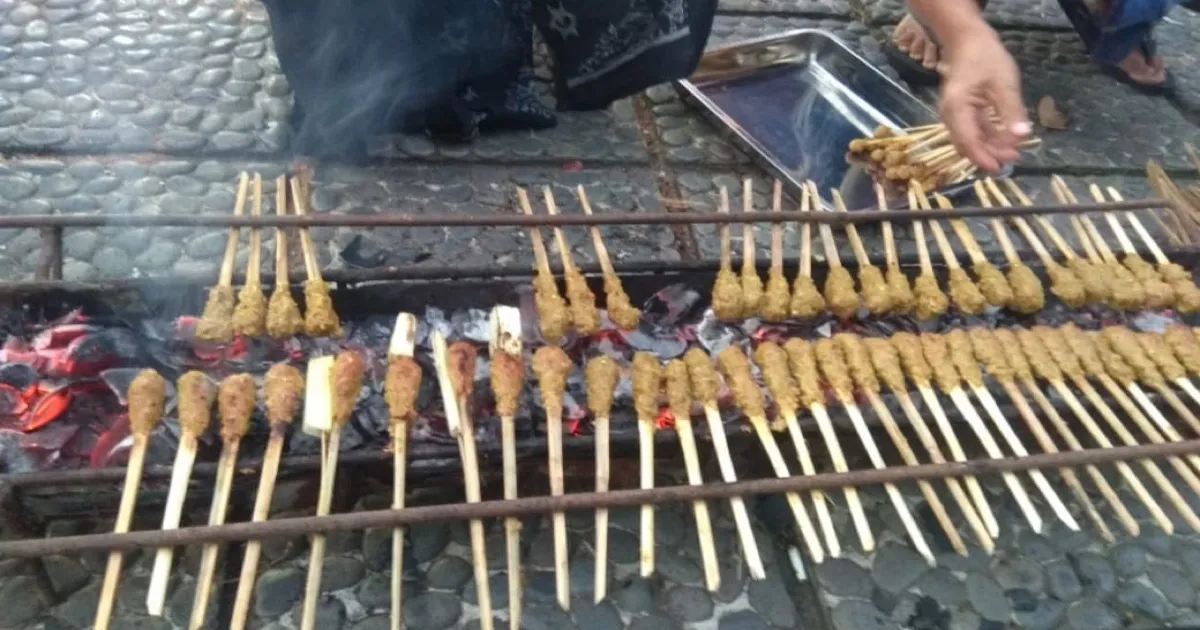 How to Make Sate Lilit (Balinese Chicken Skewers)