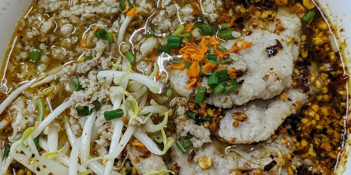 Thai Boat Noodles with Pork Meatballs (Guay Tiew Ruea)