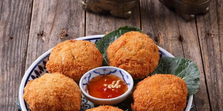 Thai Fish Cakes (Tod Mun Pla) - Crispy Street Food Recipe